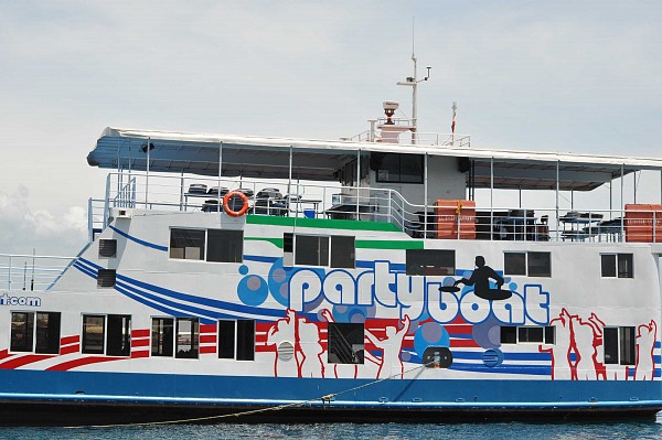 the venue party boat in davao city