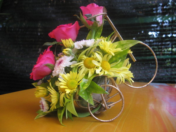 Flower arrangement service from heide\'s bulaklak at iba pa - for all occasions